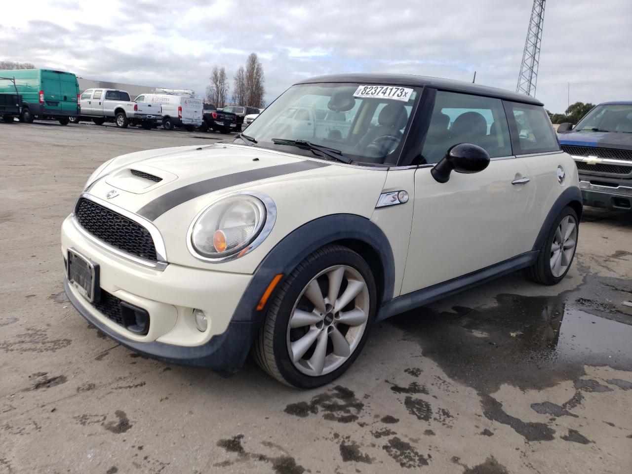Obraz 1 z 2011 MINI COOPER S 2011 z VIN WMWSV3C52BTY21652