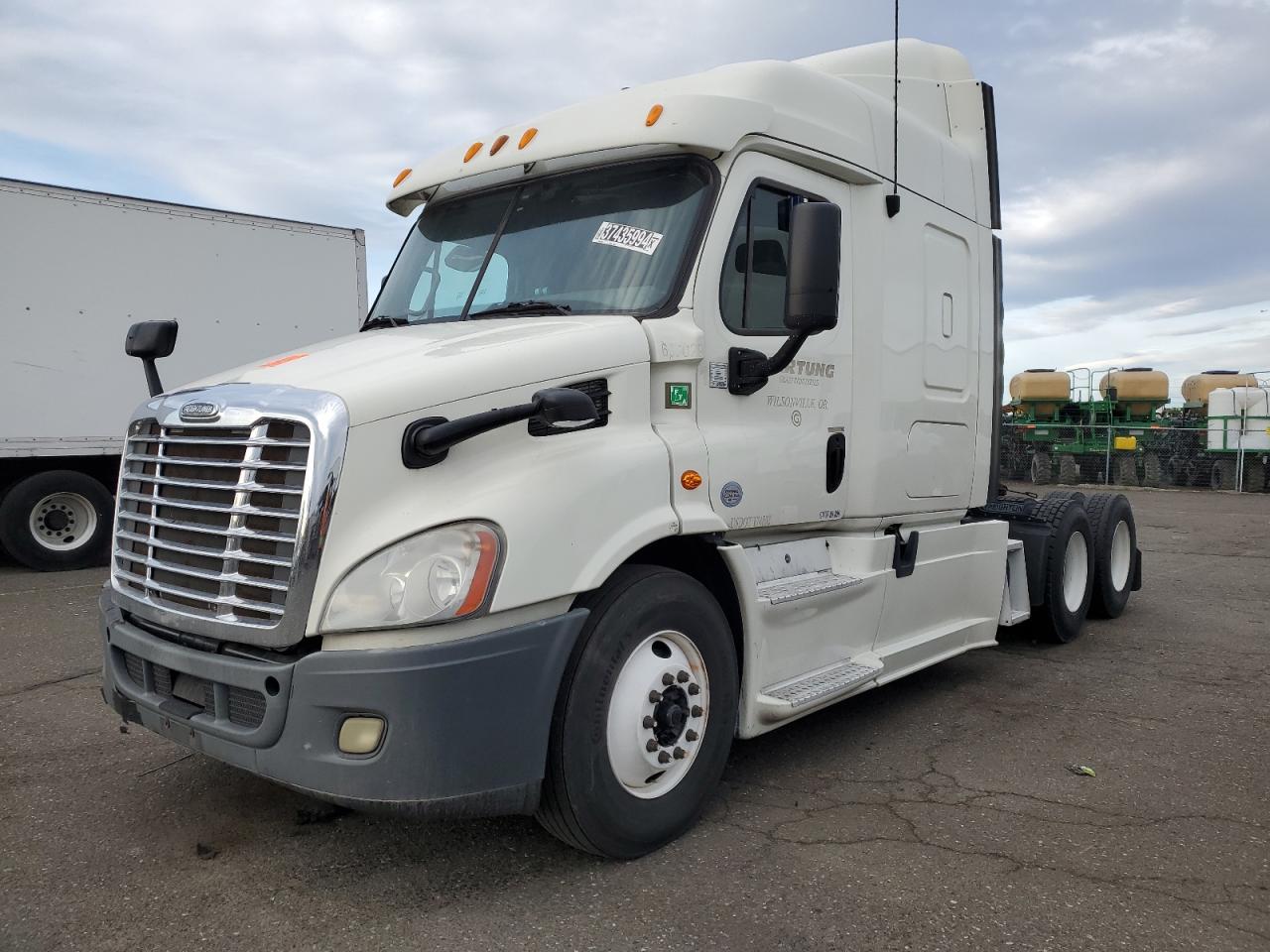 Obraz 2 z 2013 FREIGHTLINER CASCADIA 113  2013 z VIN 3AKJGHDV1DSFG9993