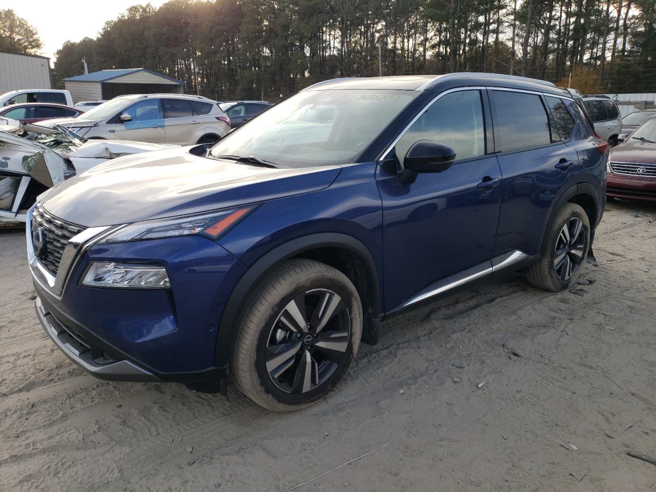 Изображение 2023 NISSAN ROGUE SL 2023
