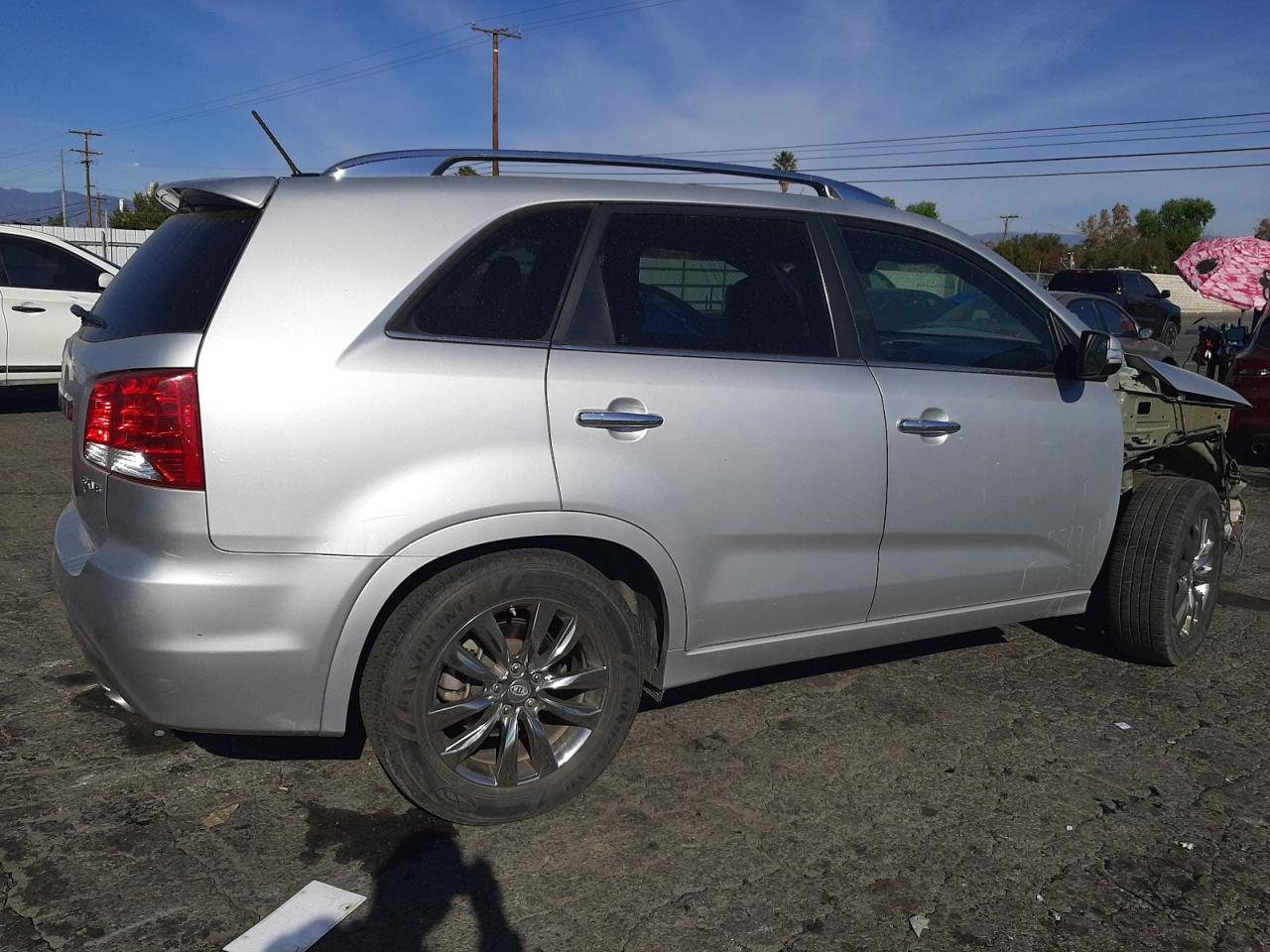 Изображение 3 2011 KIA SORENTO SX 2011 с VIN 5XYKW4A22BG132351