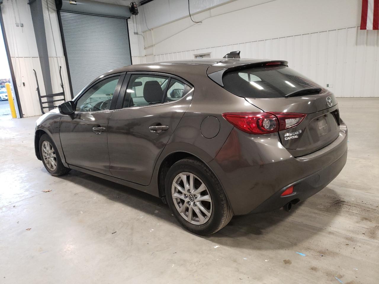 Image 2 of 2014 MAZDA 3 TOURING 2014 with VIN JM1BM1L71E1114179