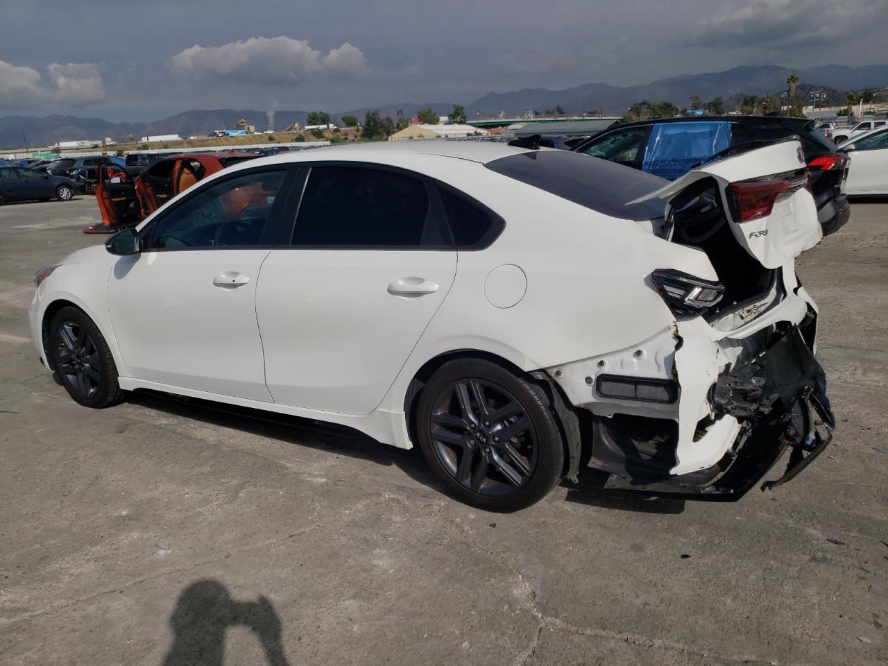 Image 2 of 2020 KIA FORTE GT LINE 2020 with VIN 3KPF34AD1LE250370