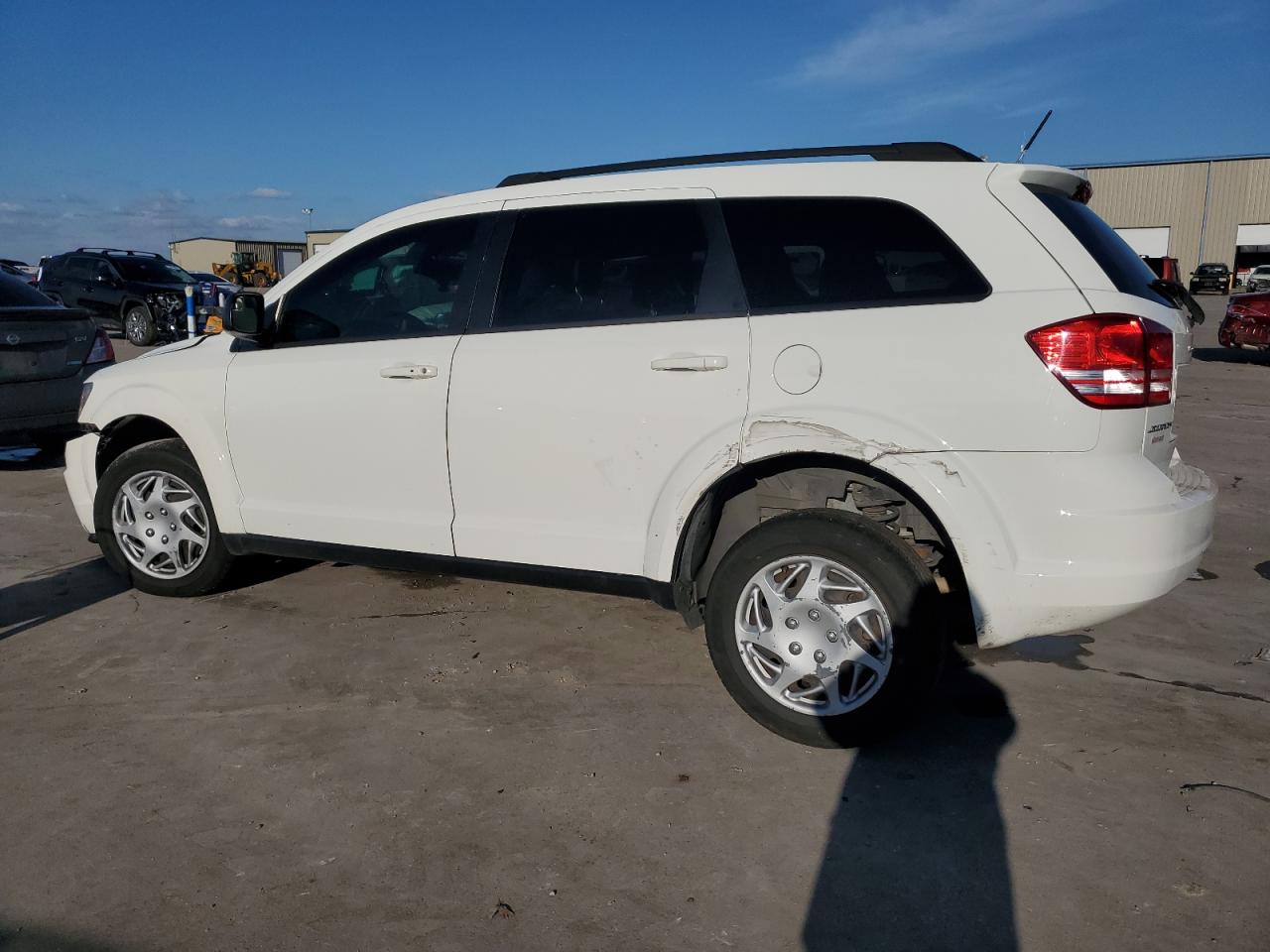 Image 2 of 2016 DODGE JOURNEY SE 2016 with VIN 3C4PDCAB6GT247959