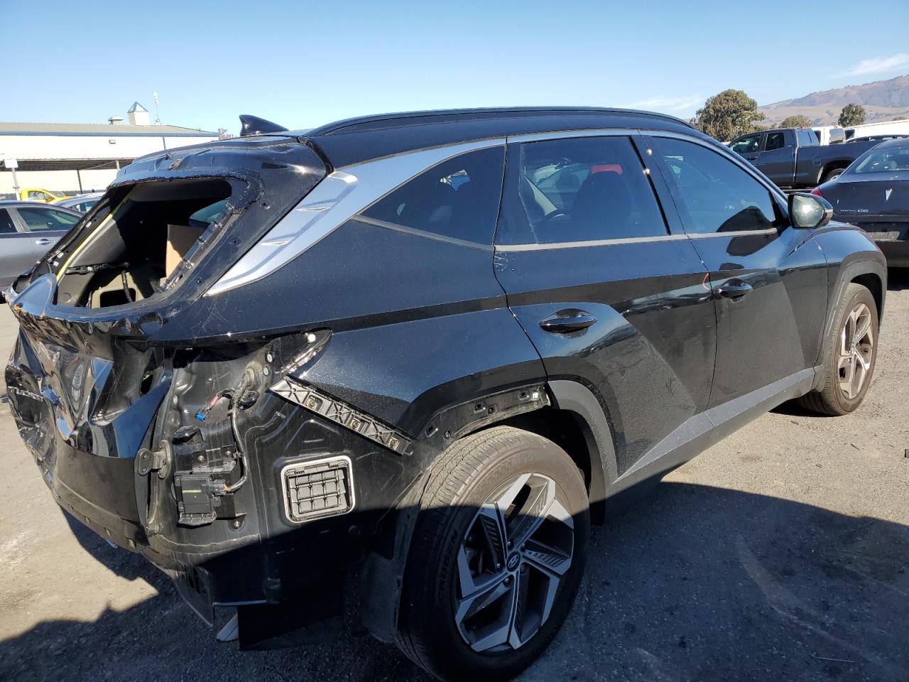 Image 3 of 2022 HYUNDAI TUCSON LIMITED 2022 with VIN 5NMJE3AE7NH085122