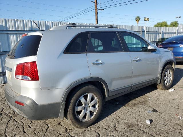 Obraz 3 z 2013 KIA SORENTO LX 2013 z VIN 5XYKT4A28DG333344