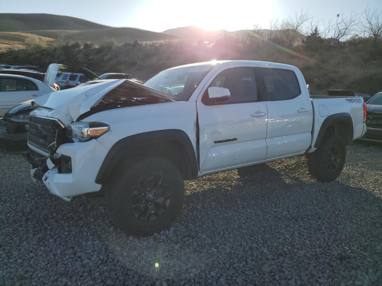 Image 1 of 2019 TOYOTA TACOMA DOUBLE CAB 2019 with VIN 3TMCZ5AN8KM277103