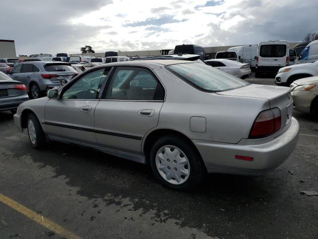 Obraz 2 z 1996 HONDA ACCORD LX 1996 z VIN 1HGCD5633TA035017