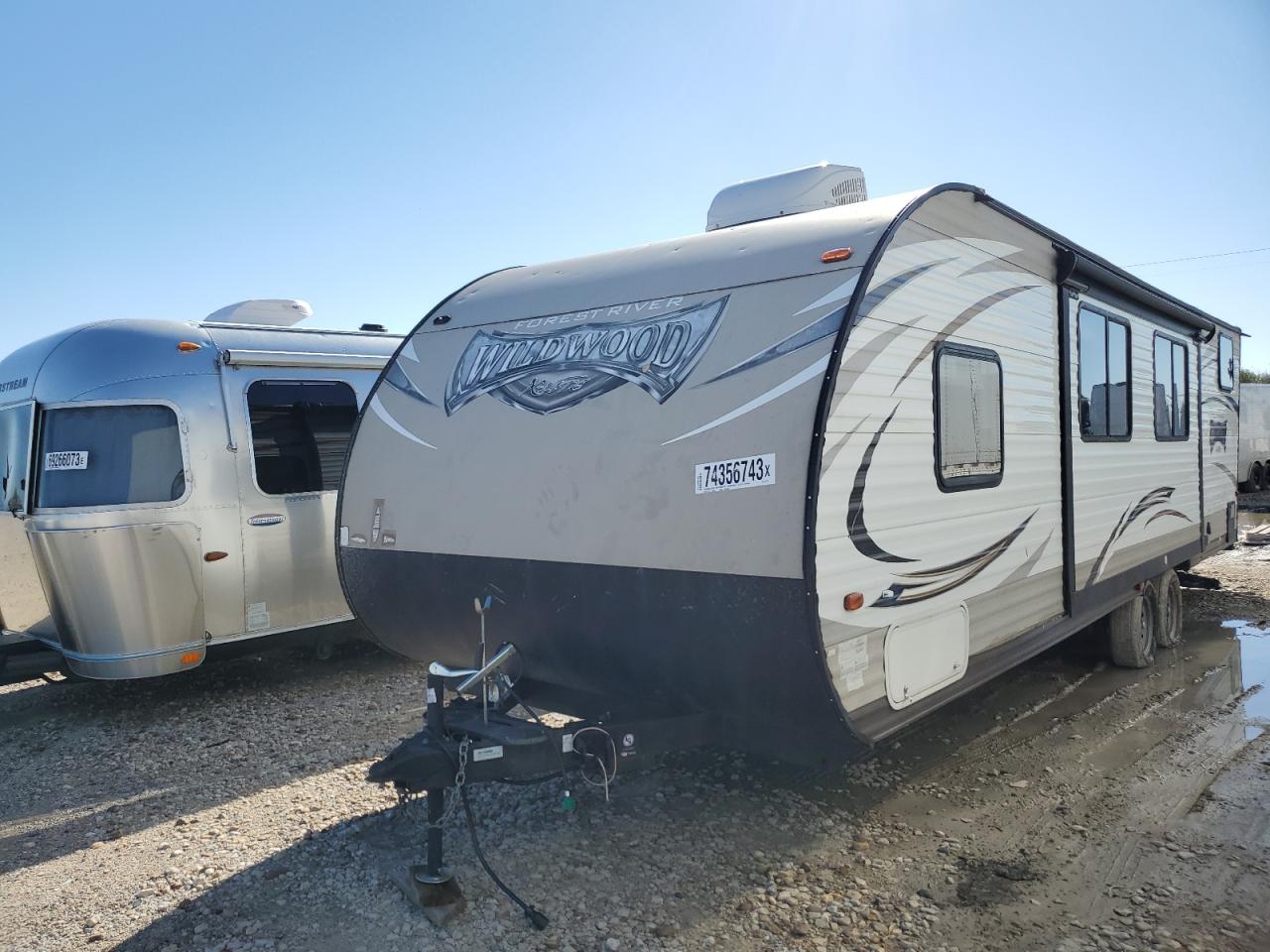 Image 2 of 2016 WILDWOOD WILDWOOD 2016 with VIN 4X4TWDB21G7351710