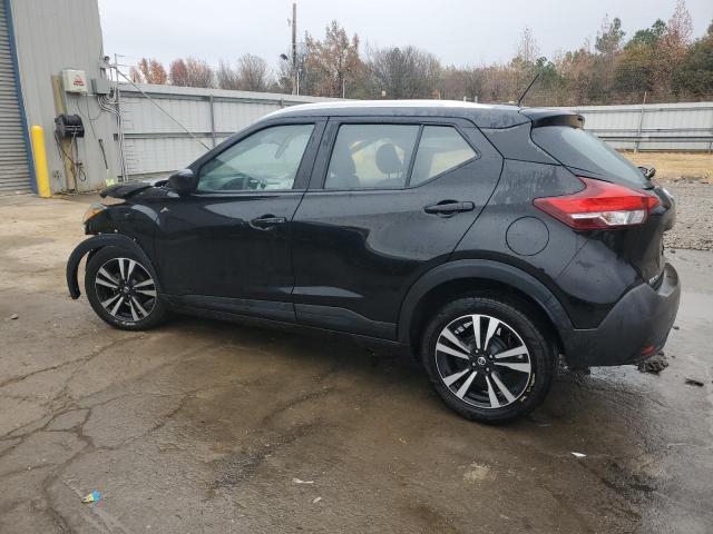 Image 2 of 2019 NISSAN KICKS S 2019 with VIN 3N1CP5CU2KL552936