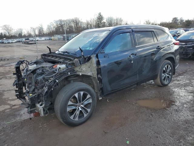 Obraz 1 z 2021 TOYOTA HIGHLANDER HYBRID XLE 2021 z VIN 5TDHBRCH1MS527115