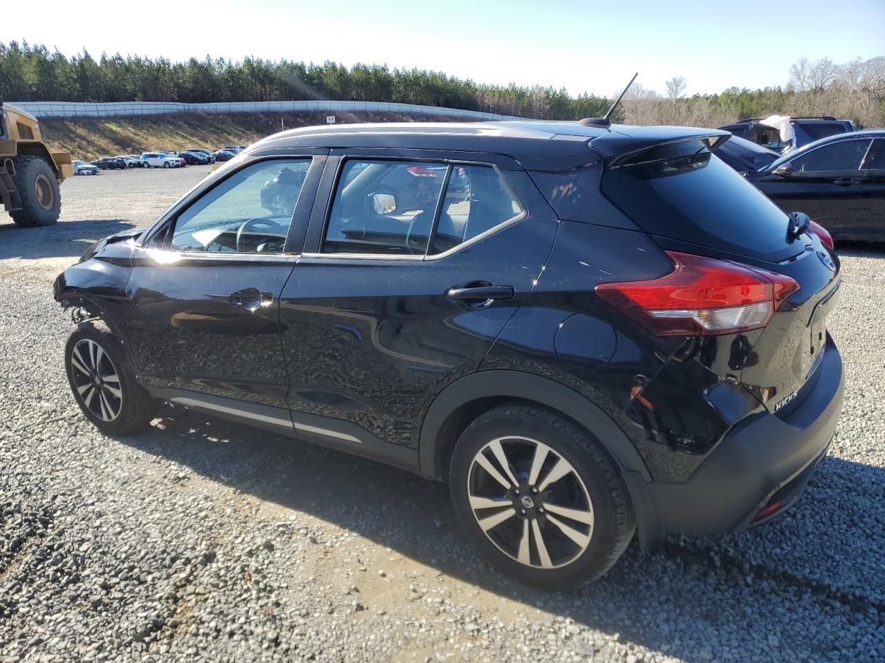 Obraz 2 z 2018 NISSAN KICKS S 2018 z VIN 3N1CP5CUXJL524686