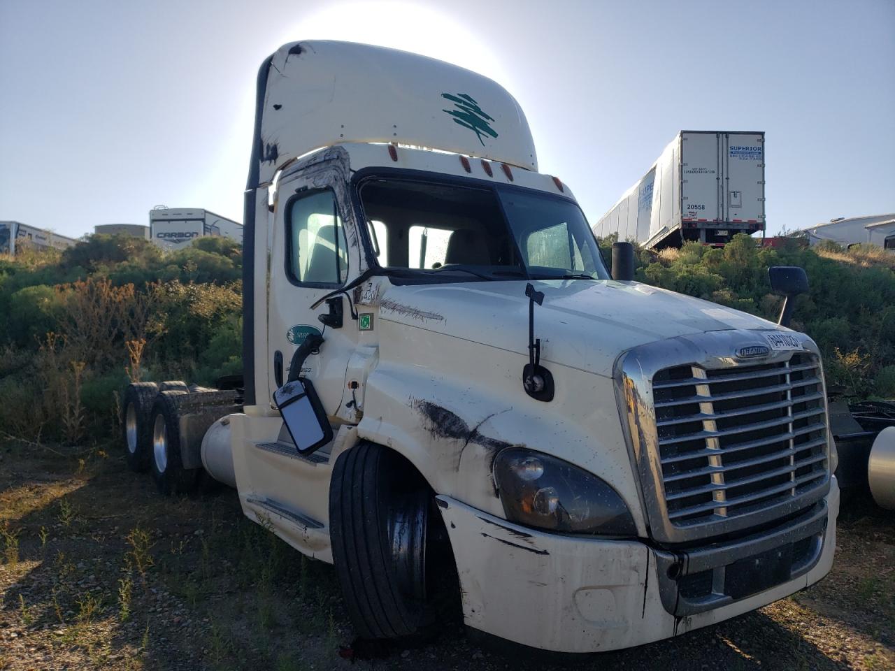 2016 FREIGHTLINER CASCADIA 125  2016 image