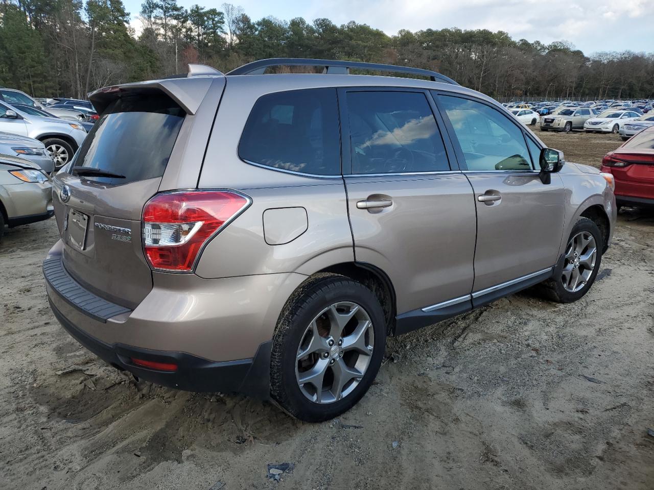 Obraz 3 z 2016 SUBARU FORESTER 2.5I TOURING 2016 z VIN JF2SJAVC0GH568034