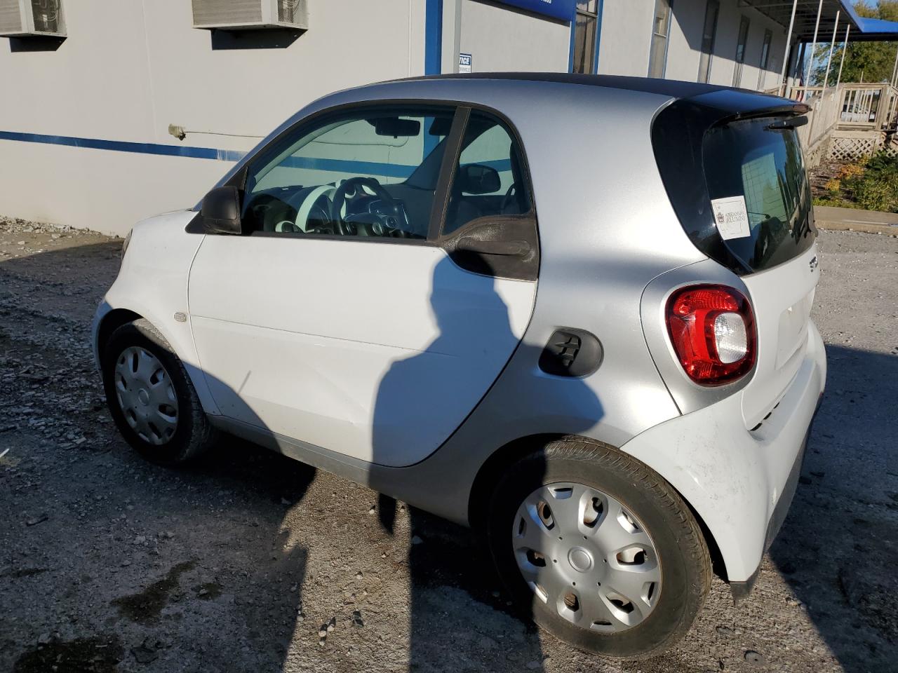 Изображение 2 Smart Fortwo 2016 с VIN WMEFJ5DA0GK142484