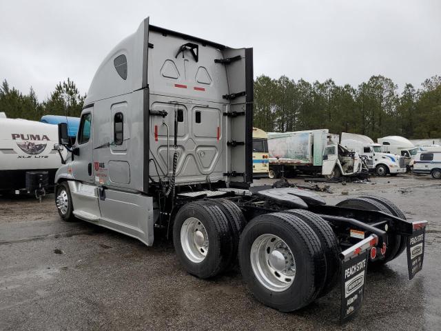 Image 3 of 2015 FREIGHTLINER CASCADIA 125  2015 with VIN 3AKJGLD56FSFN3752