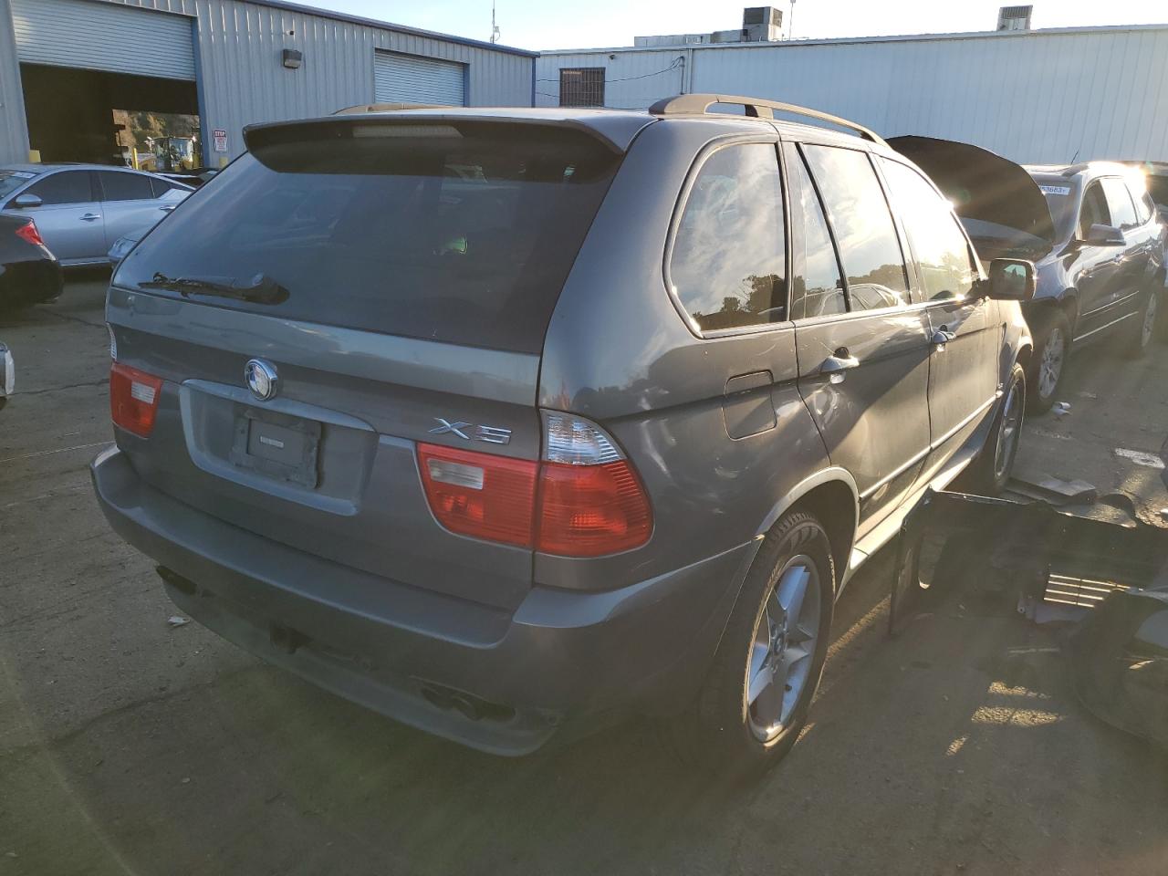 Image 3 of 2006 BMW X5 4.4I 2006 with VIN 5UXFB53516LV20979