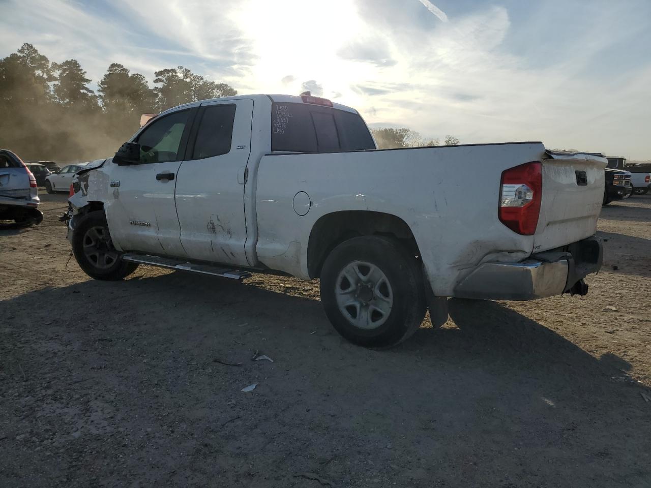 Image 2 of 2020 TOYOTA TUNDRA DOUBLE CAB SR/SR5 2020 with VIN 5TFRY5F18LX265516