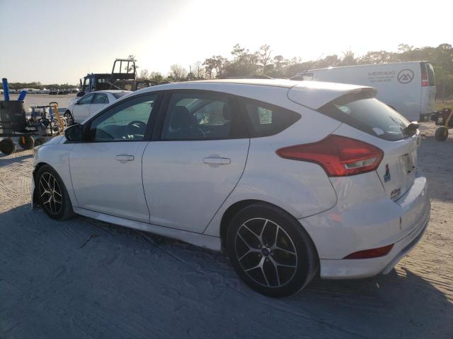 Image 2 of 2015 FORD FOCUS SE 2015 with VIN 1FADP3K21FL215624