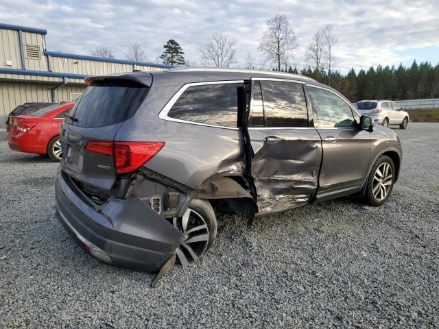 Obraz 3 z 2017 HONDA PILOT TOURING 2017 z VIN 5FNYF5H98HB033150