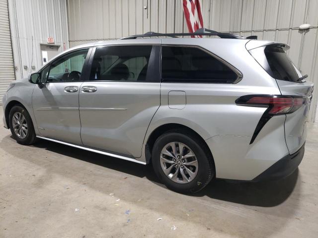 Obraz 2 z 2021 TOYOTA SIENNA XLE 2021 z VIN 5TDYRKECXMS063570