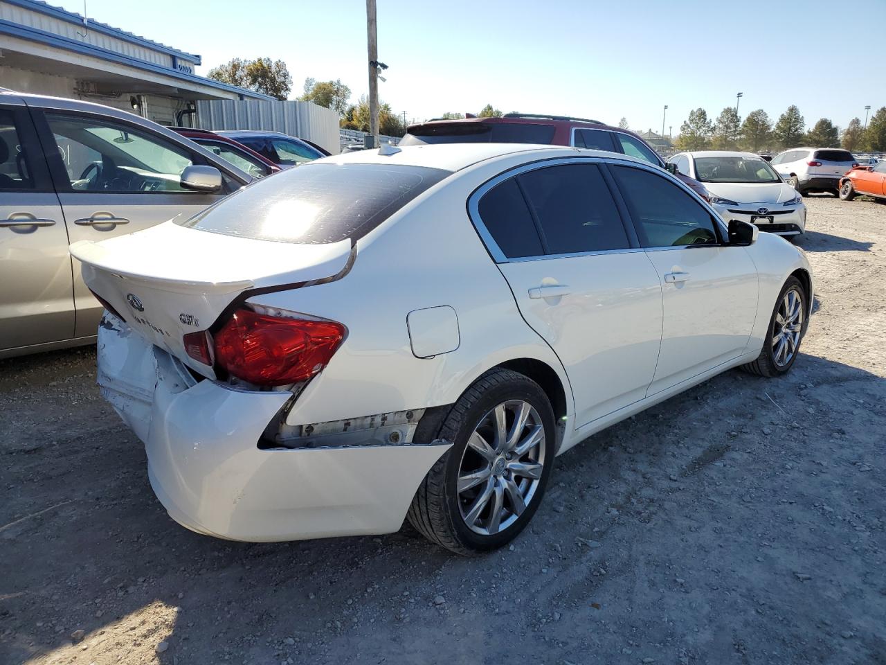 Obraz 3 z 2011 INFINITI G37  2011 z VIN JN1CV6AR8BM407917