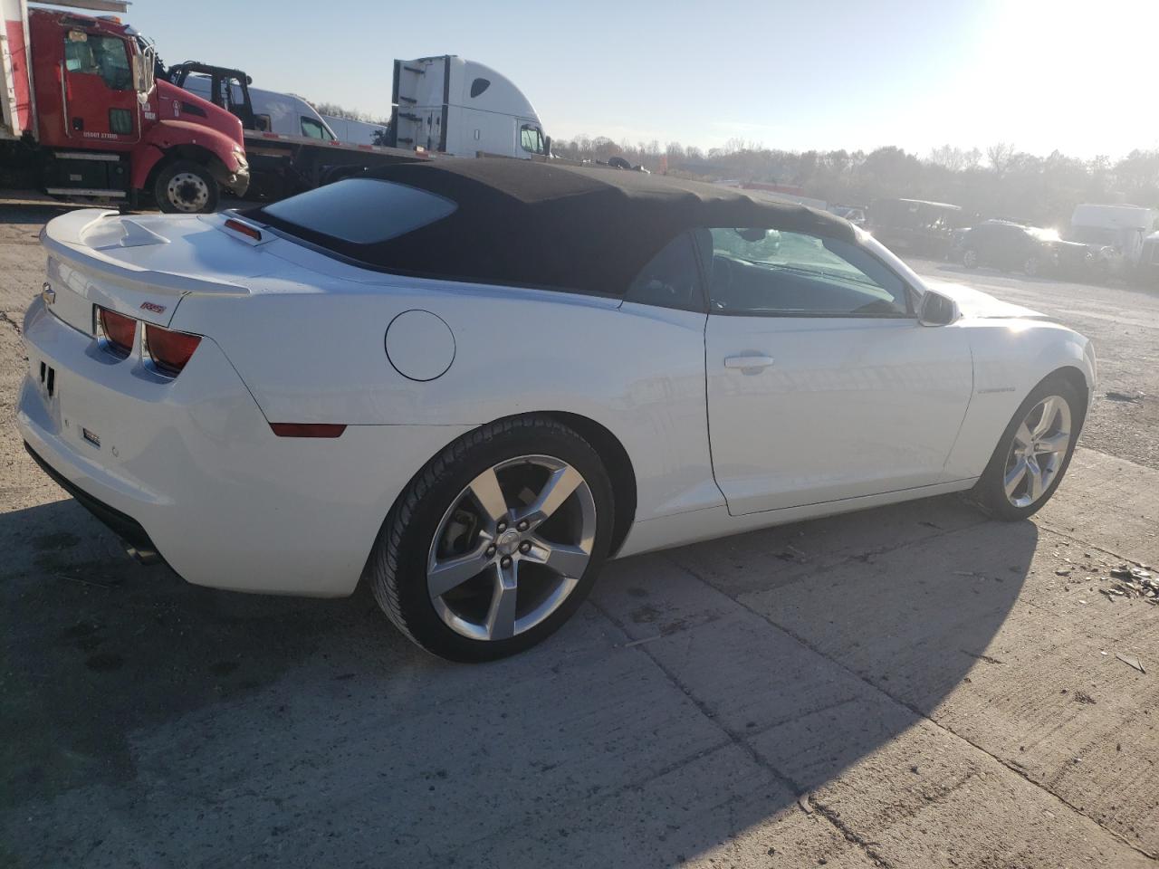 Image 3 of 2011 CHEVROLET CAMARO LT 2011 with VIN 2G1FC3DDXB9214396
