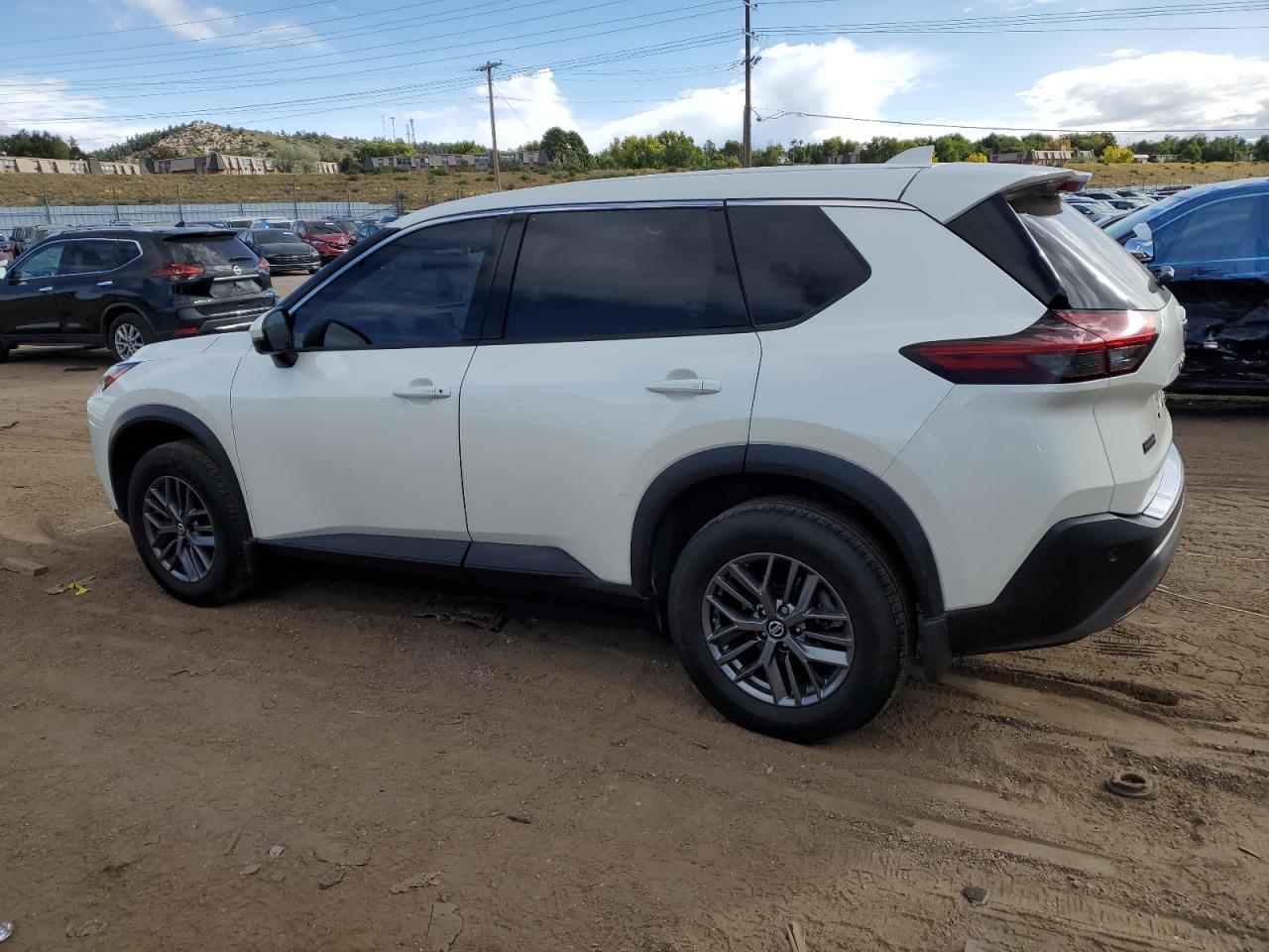 Obraz 2 z 2021 NISSAN ROGUE SV 2021 z VIN JN8AT3BB5MW225243