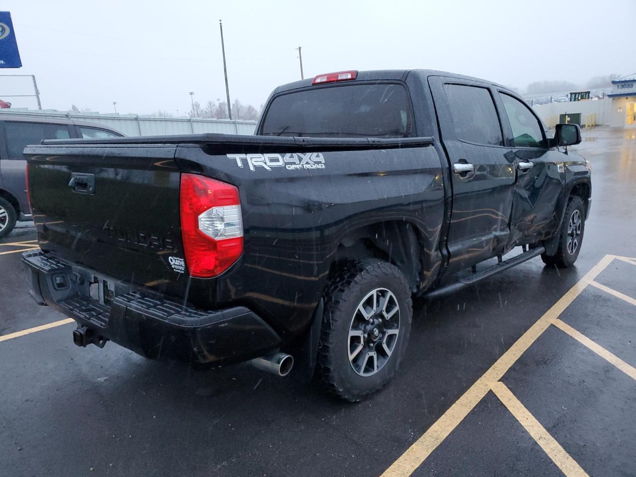 Изображение 3 2018 TOYOTA TUNDRA CREWMAX 1794 2018 с VIN 5TFAW5F13JX701334