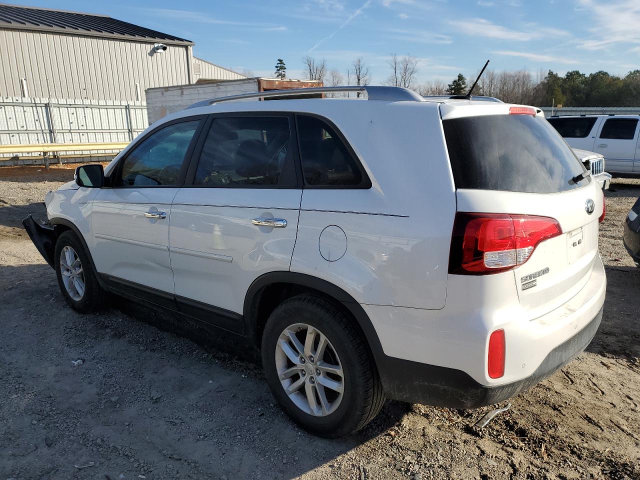 Image 2 of 2015 KIA SORENTO LX 2015 with VIN 5XYKT3A61FG661527