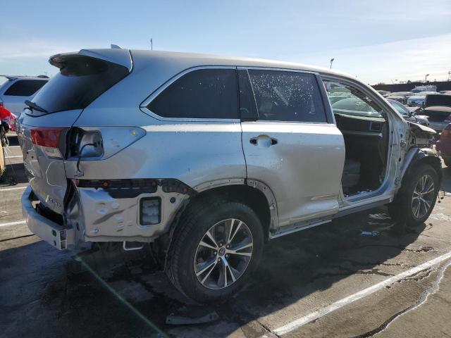 Изображение 3 2018 TOYOTA HIGHLANDER LE 2018 с VIN 5TDBZRFH8JS825248