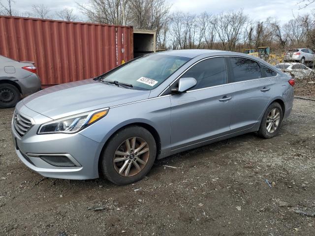 Obraz 1 z 2017 HYUNDAI SONATA SE 2017 z VIN 5NPE24AF2HH572065