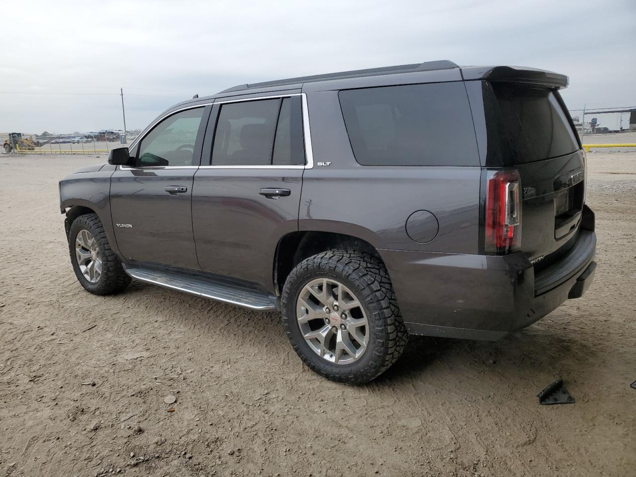 Image 2 of 2016 GMC YUKON SLT 2016 with VIN 1GKS1BKC9GR184289