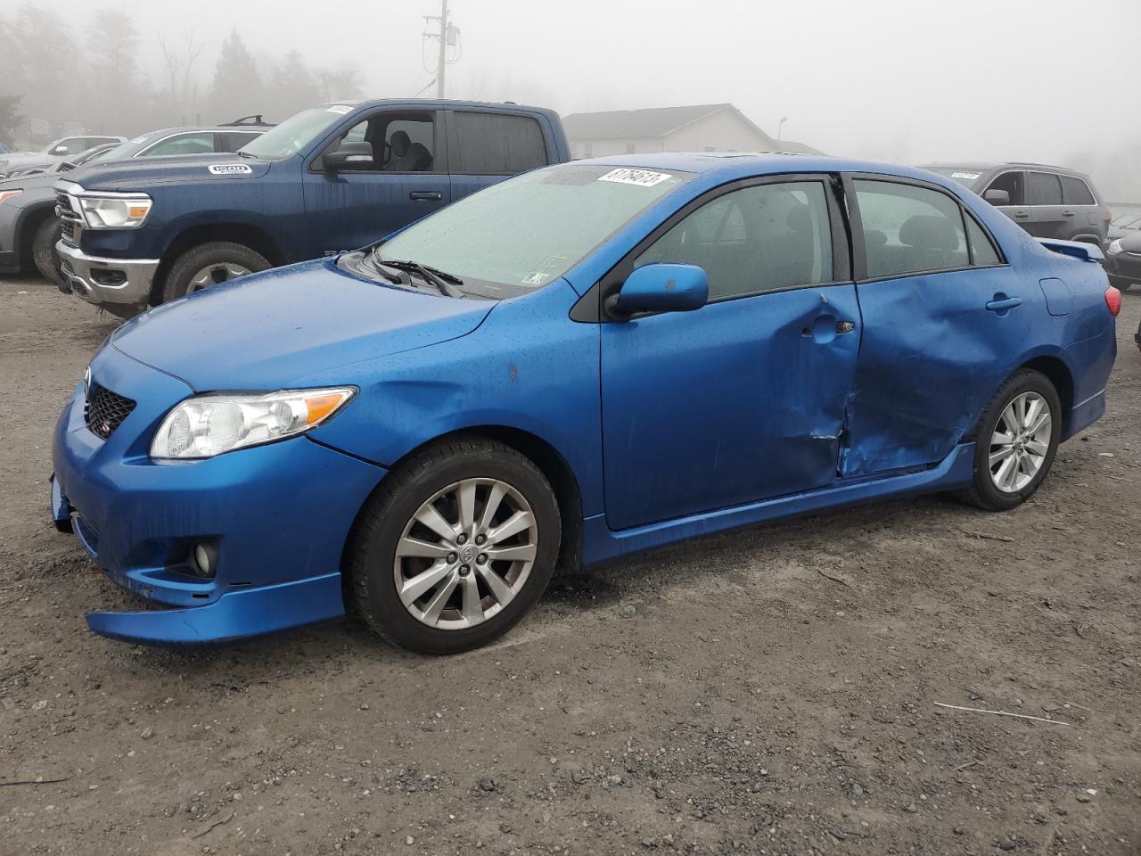 Obraz 1 z 2010 TOYOTA COROLLA BASE 2010 z VIN 2T1BU4EE2AC480381