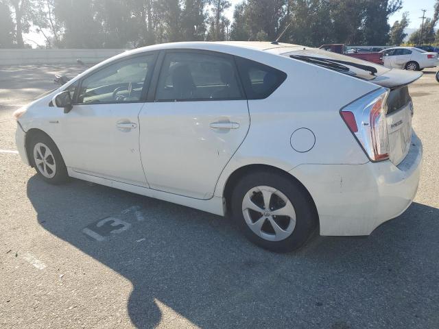 Image 2 of 2014 TOYOTA PRIUS  2014 with VIN JTDKN3DU5E1741321