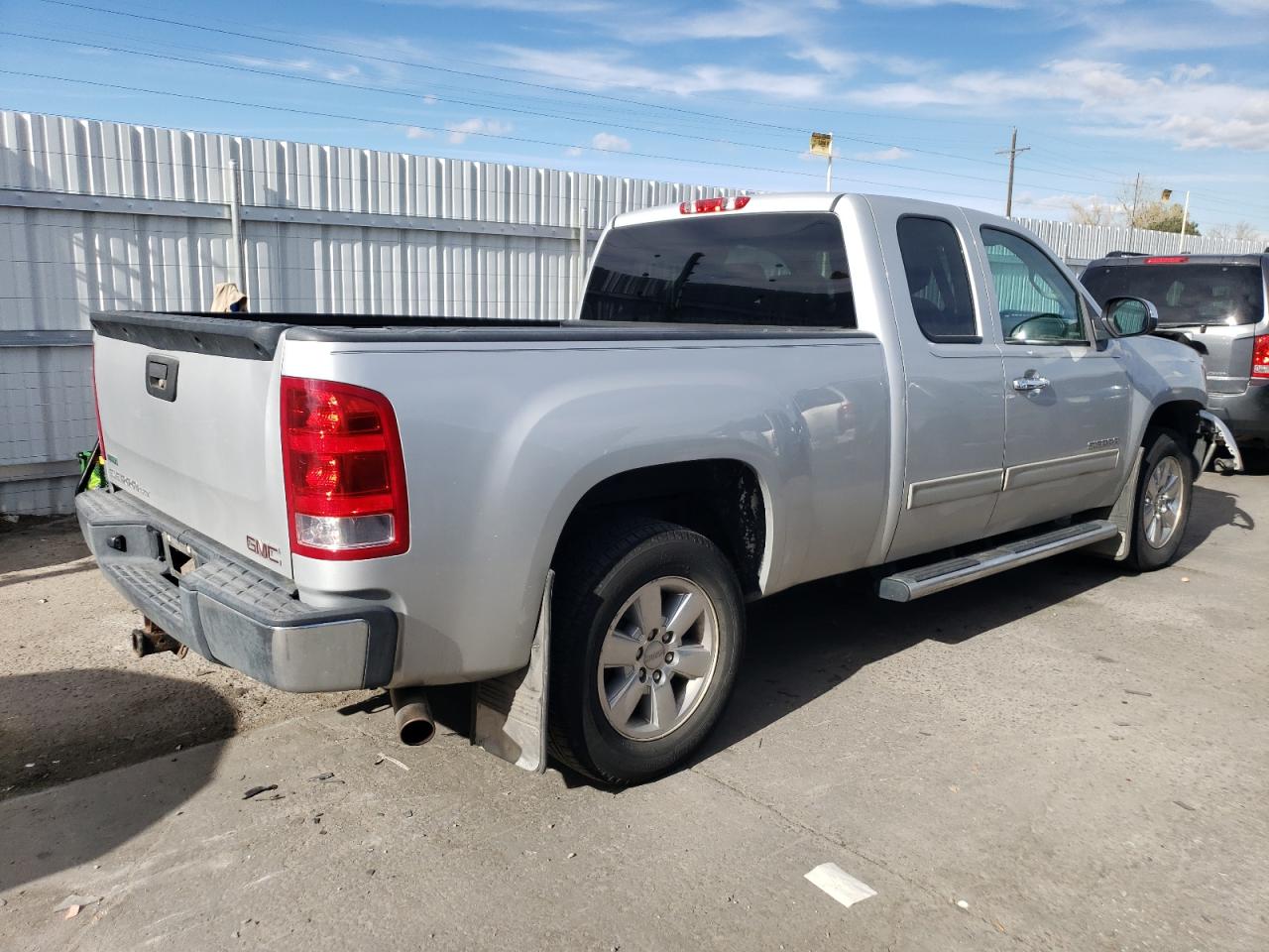 Image 3 of 2012 GMC SIERRA K1500 SLT 2012 with VIN 1GTR2WE75CZ207381