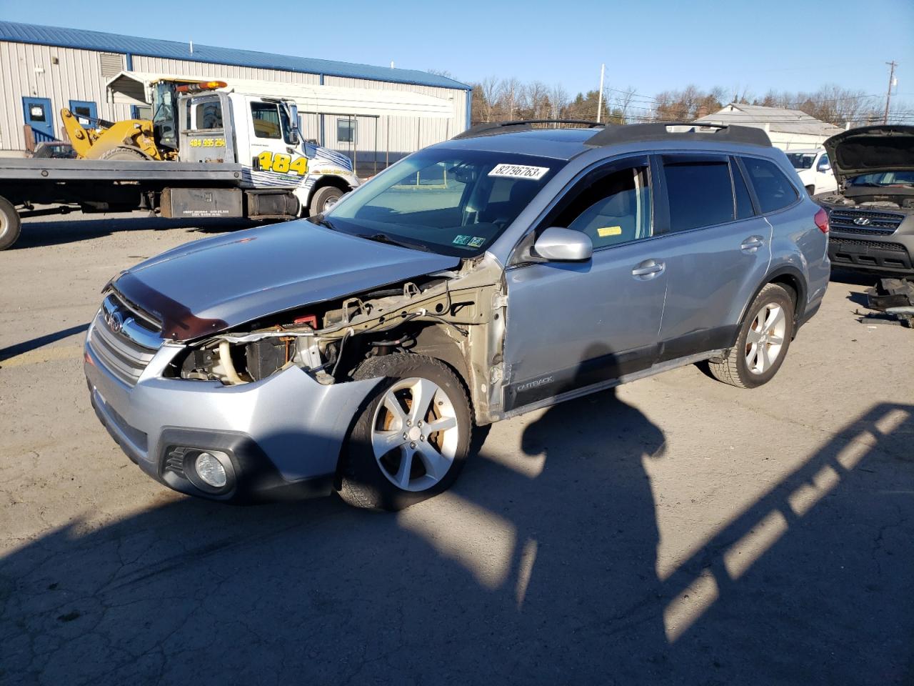 Image 1 of 2014 SUBARU OUTBACK 2.5I PREMIUM 2014 with VIN 4S4BRBDCXE3257490