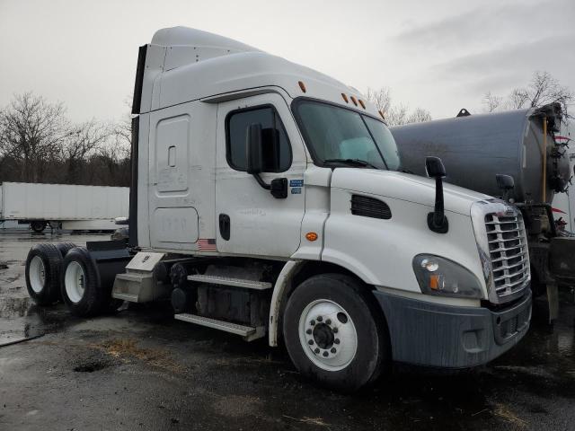 Изображение 2017 FREIGHTLINER CASCADIA 113  2017