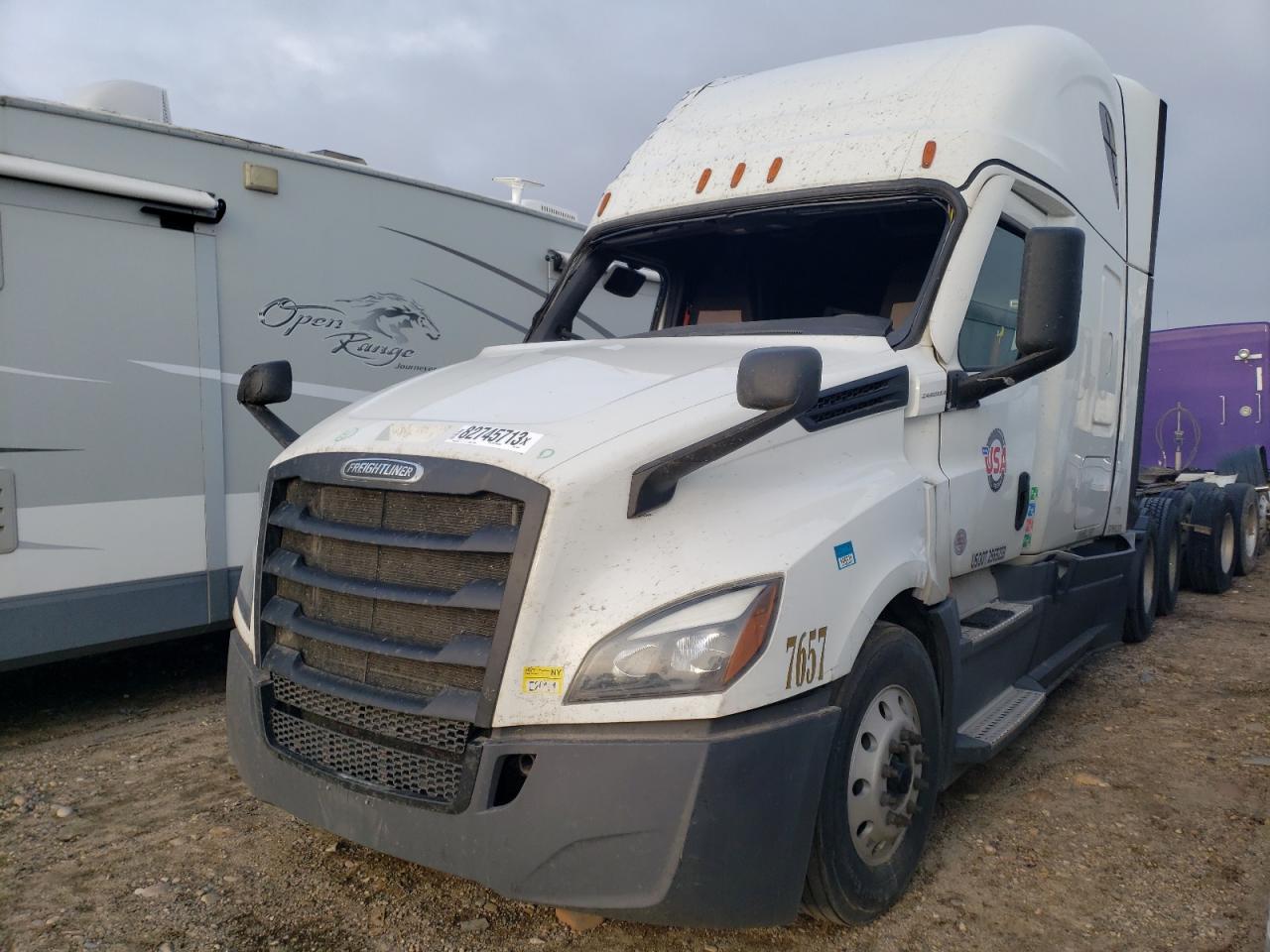 Obraz 2 z 2021 FREIGHTLINER CASCADIA 126  2021 z VIN 3AKJHHDR7MSLL7657