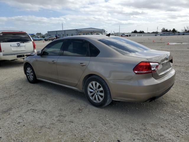 Изображение 2 2015 VOLKSWAGEN PASSAT S 2015 с VIN 1VWAT7A35FC070434
