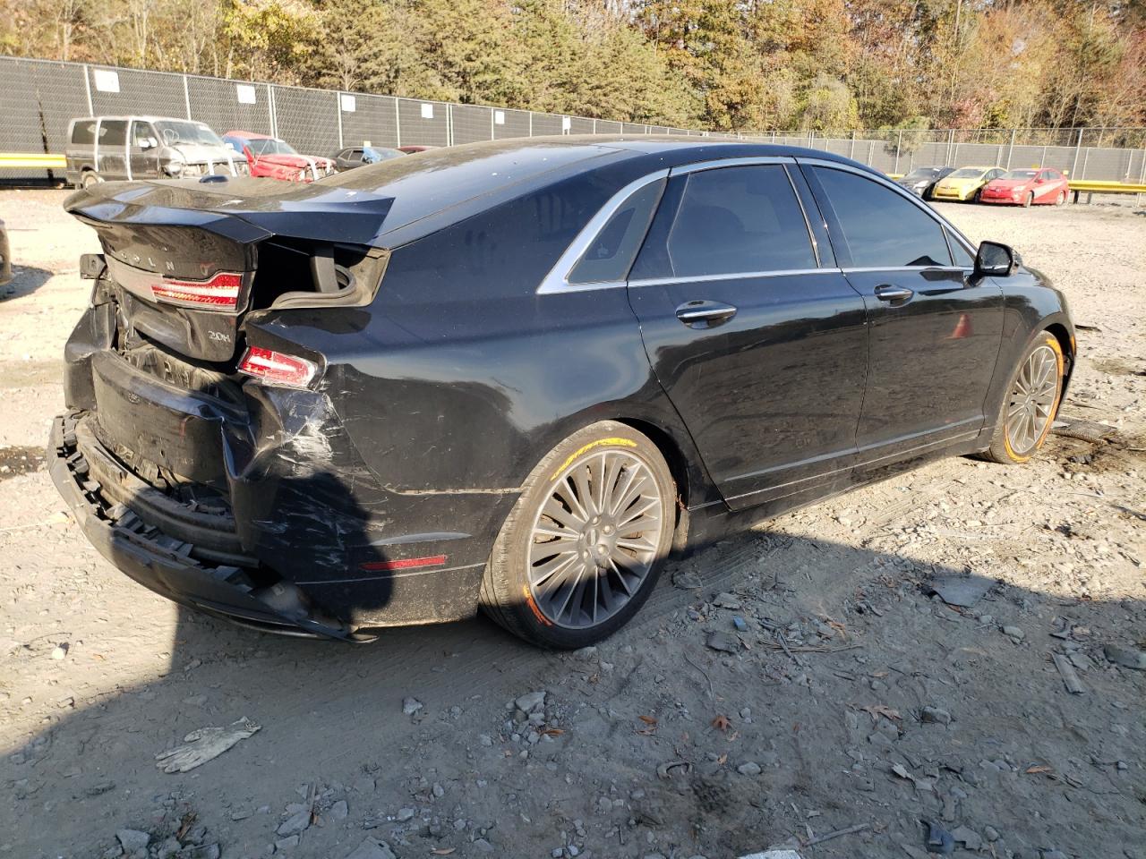 Image 3 of 2016 LINCOLN MKZ HYBRID 2016 with VIN 3LN6L2LUXGR617066