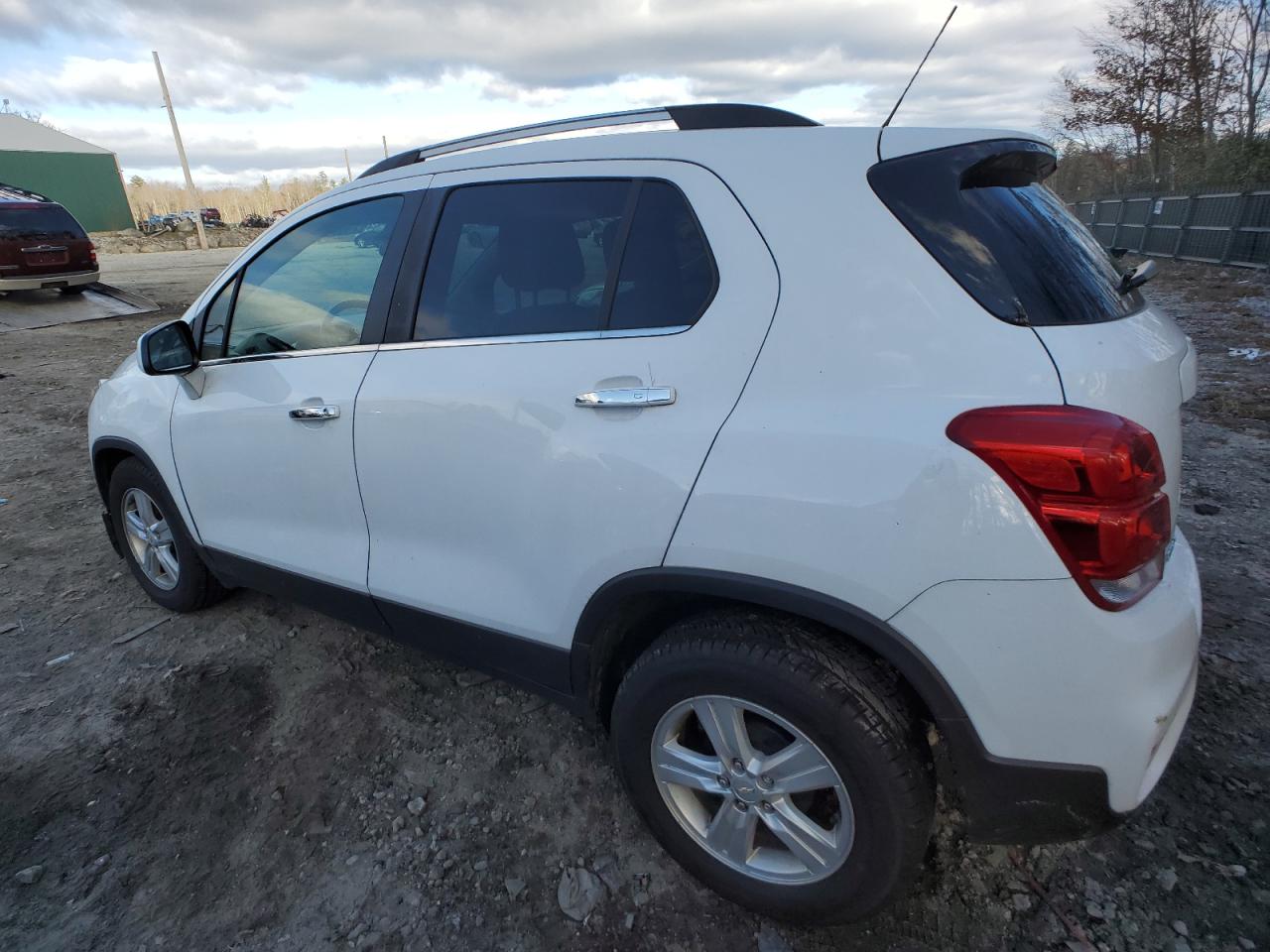 Image 2 of 2017 CHEVROLET TRAX 1LT 2017 with VIN KL7CJLSBXHB156084