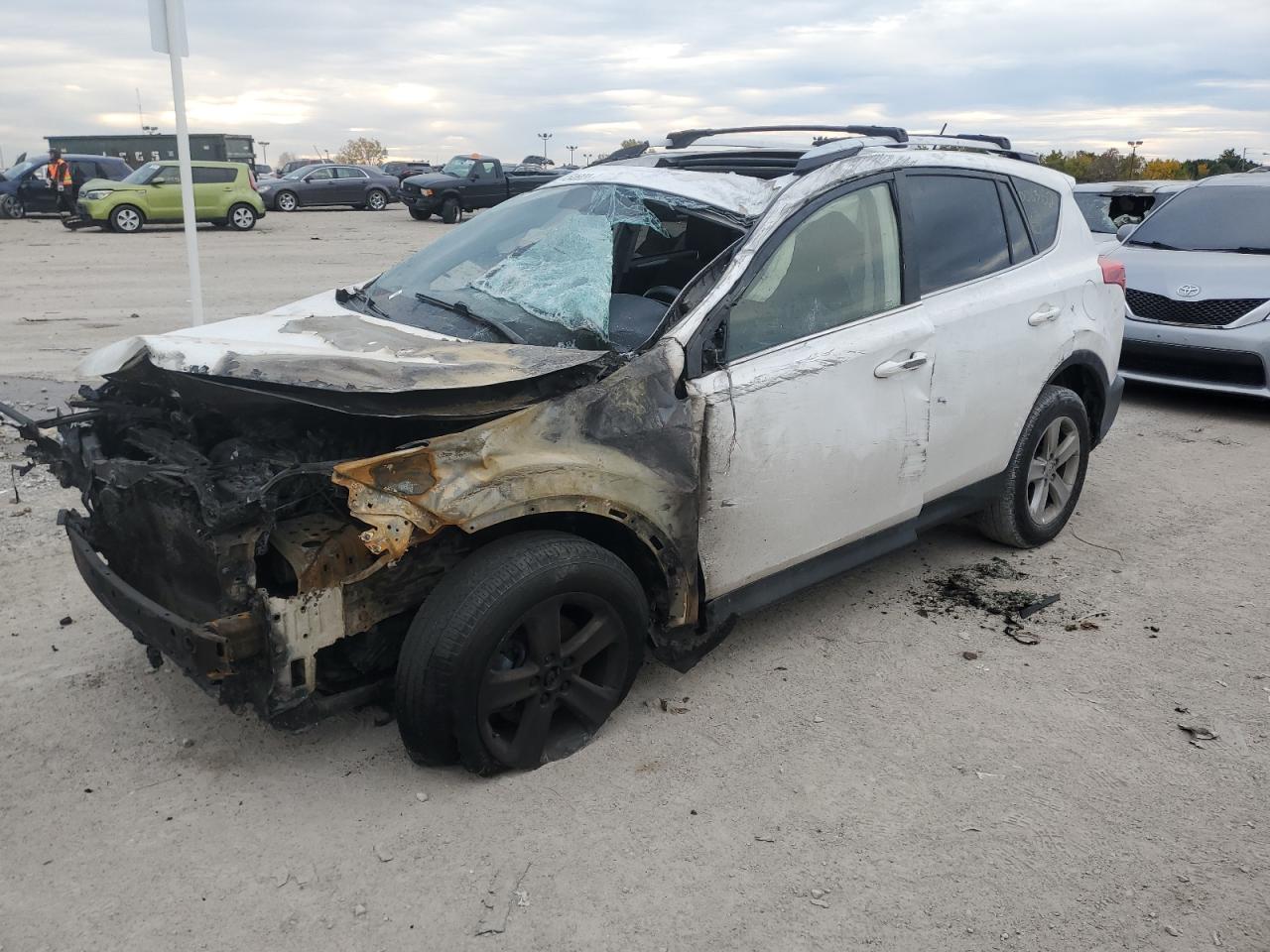 Obraz 1 z 2013 TOYOTA RAV4 XLE 2013 z VIN JTMRFREV3D5006382