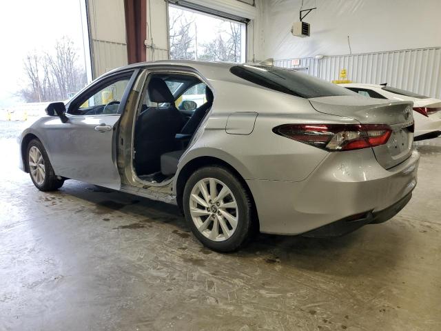 Image 2 of 2022 TOYOTA CAMRY LE 2022 with VIN 4T1C11AK8NU690785
