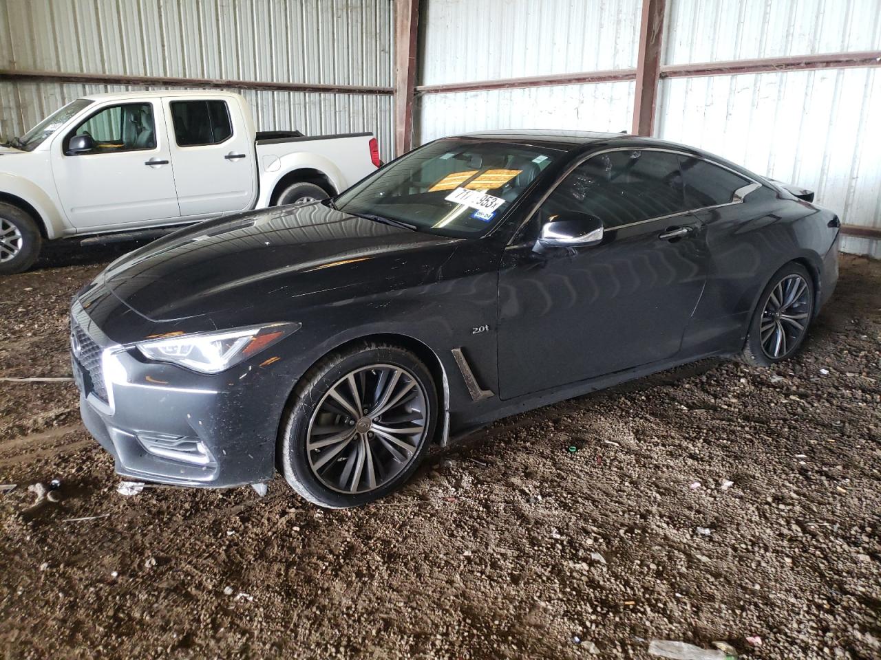Изображение 2017 INFINITI Q60 BASE 2017