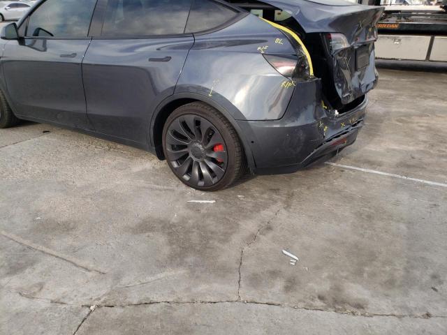 Изображение 2 2022 TESLA MODEL Y  2022 с VIN 7SAYGDEF3NF338538