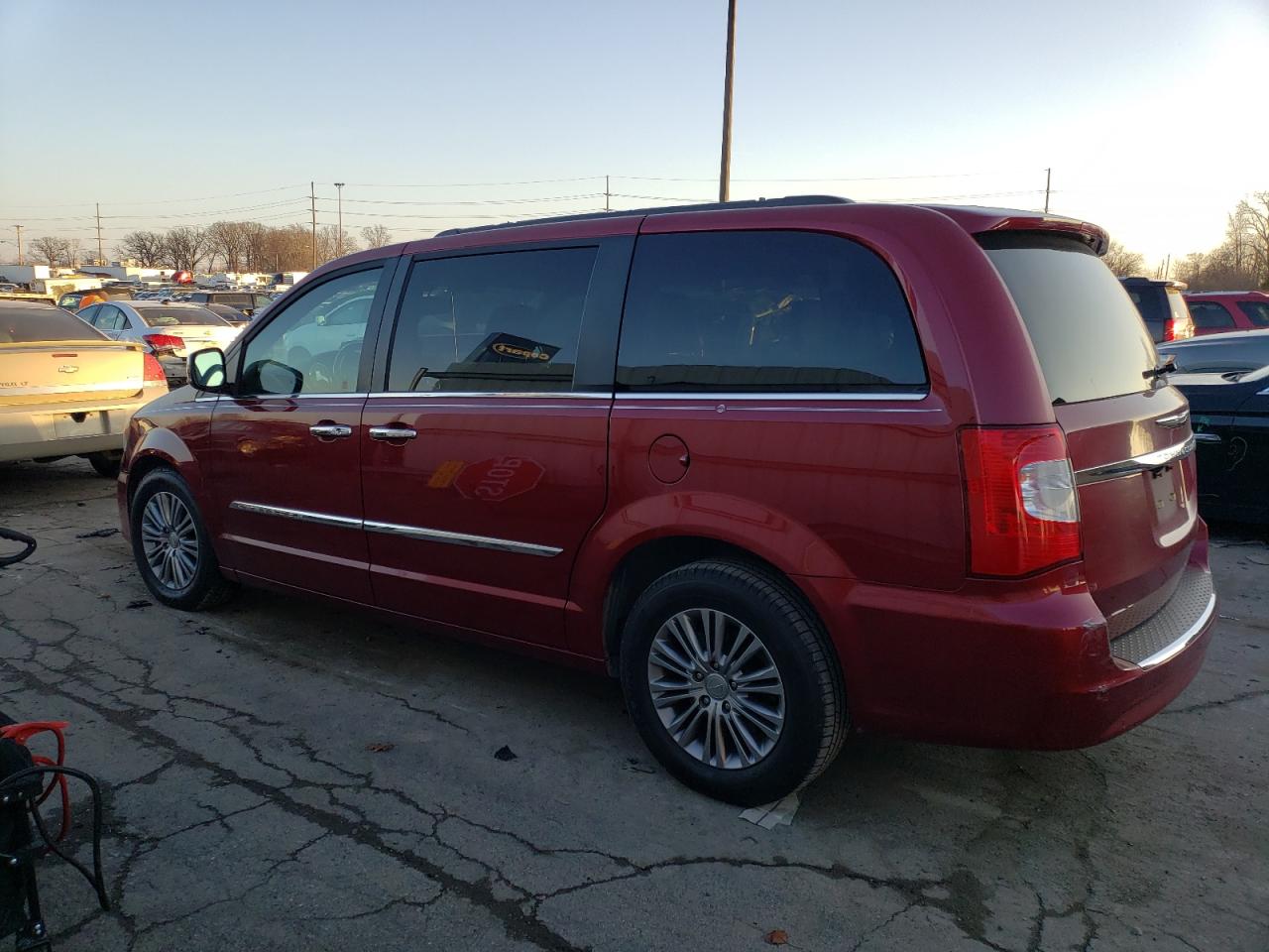 Obraz 2 z 2014 CHRYSLER TOWN & COUNTRY TOURING L 2014 z VIN 2C4RC1CGXER409200