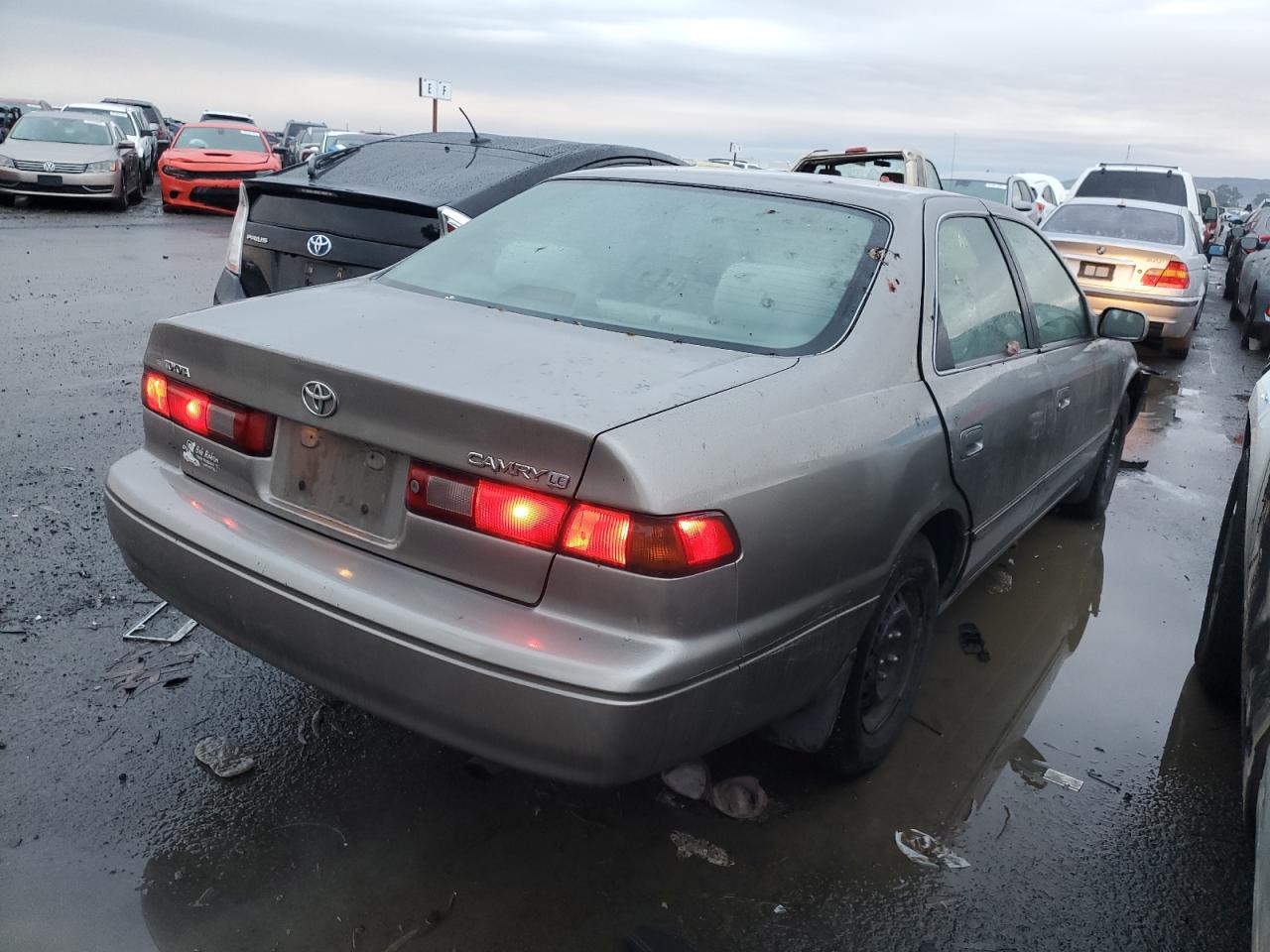 Image 3 of 1999 TOYOTA CAMRY CE 1999 with VIN 4T1BG22K6XU416647