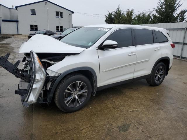 Obraz 1 z 2019 TOYOTA HIGHLANDER LE 2019 z VIN 5TDBZRFH1KS705681