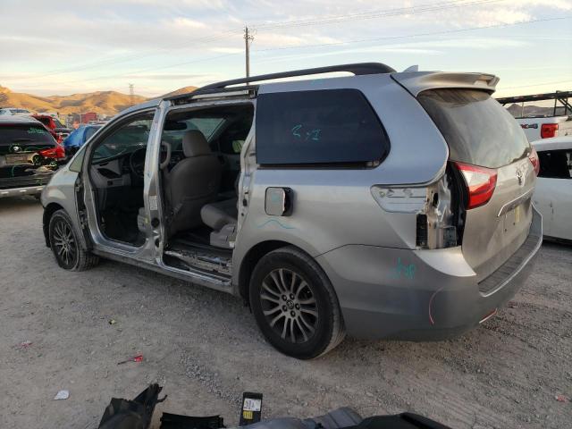 Obraz 2 z 2018 TOYOTA SIENNA XLE 2018 z VIN 5TDYZ3DC7JS911441