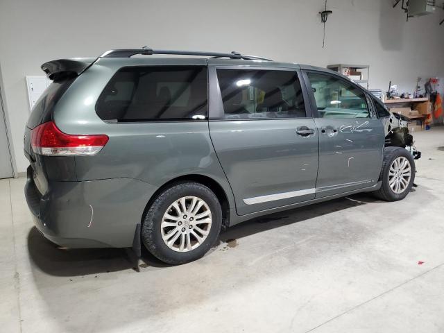 Obraz 3 z 2014 TOYOTA SIENNA XLE 2014 z VIN 5TDYK3DC7ES523345